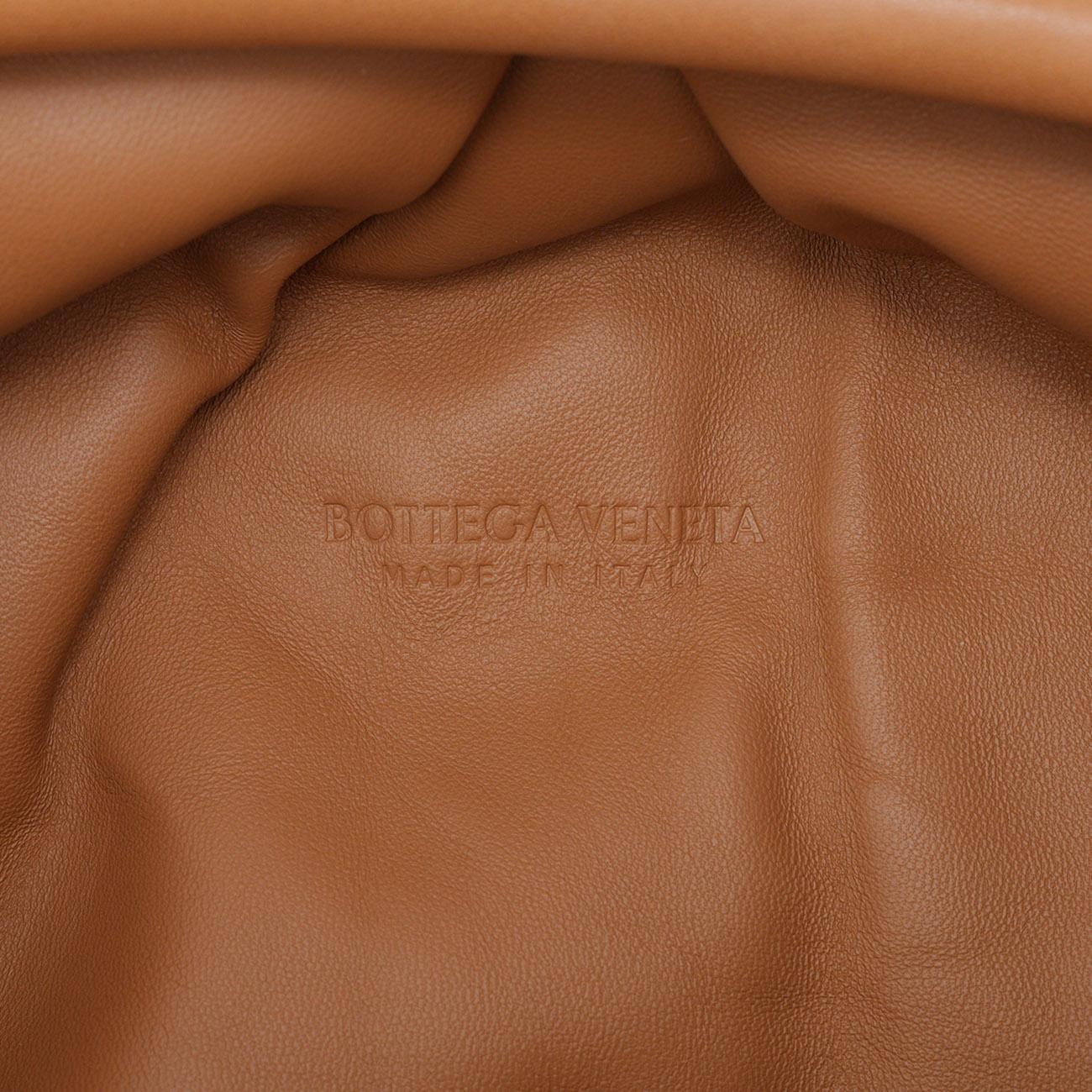 BOTTEGA VENETA(USED)보테가베네타 인트레치아토 만두 파우치 백